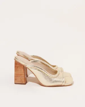 Anora Sandal in Old Gold