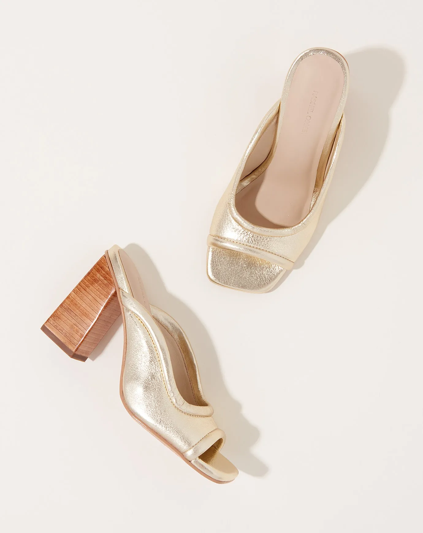 Anora Sandal in Old Gold