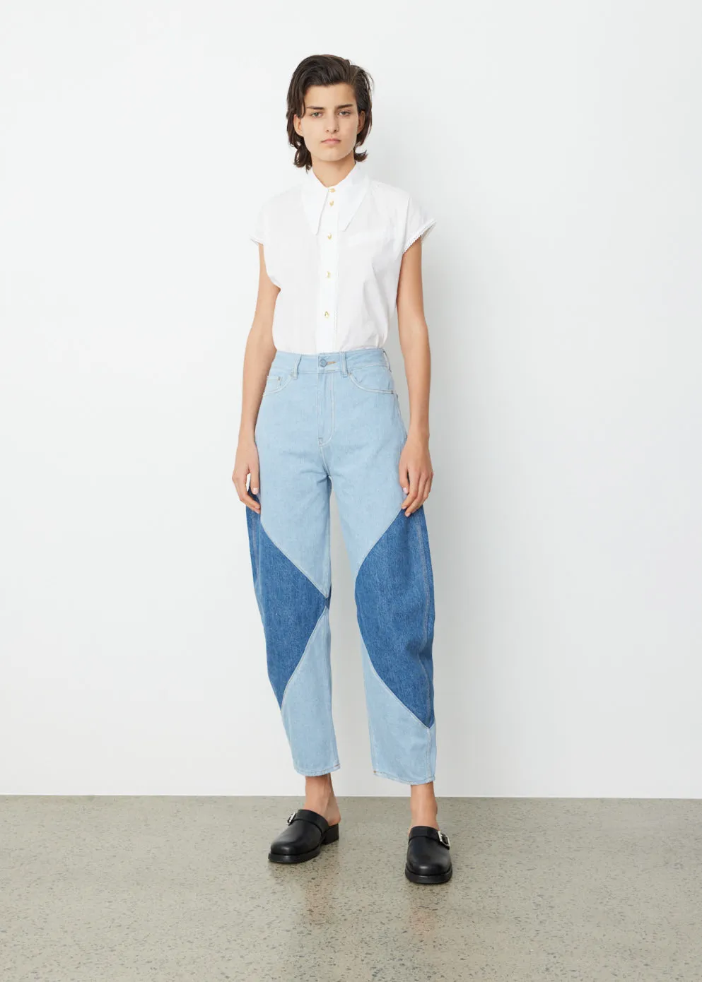 Cutline Bleach Jeans