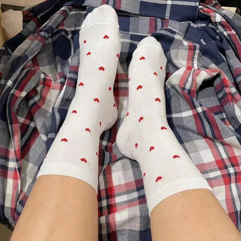 Fun and Fresh Love Heart Pattern Women's Socks