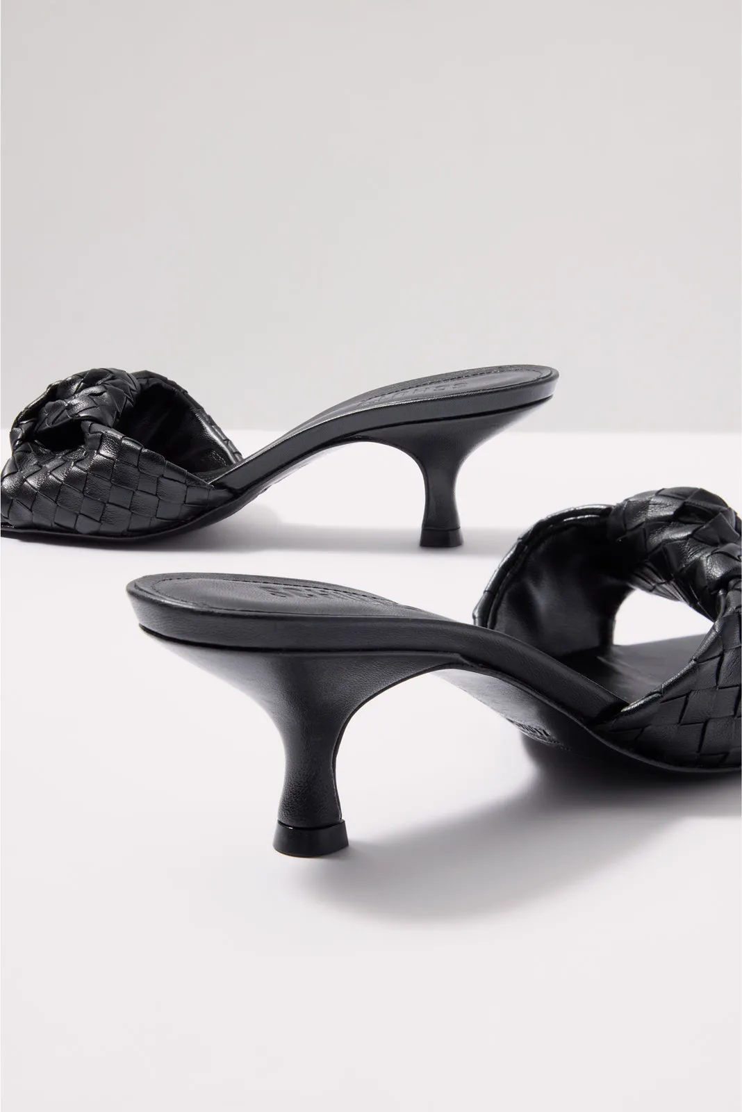 Kareena Knot Mule