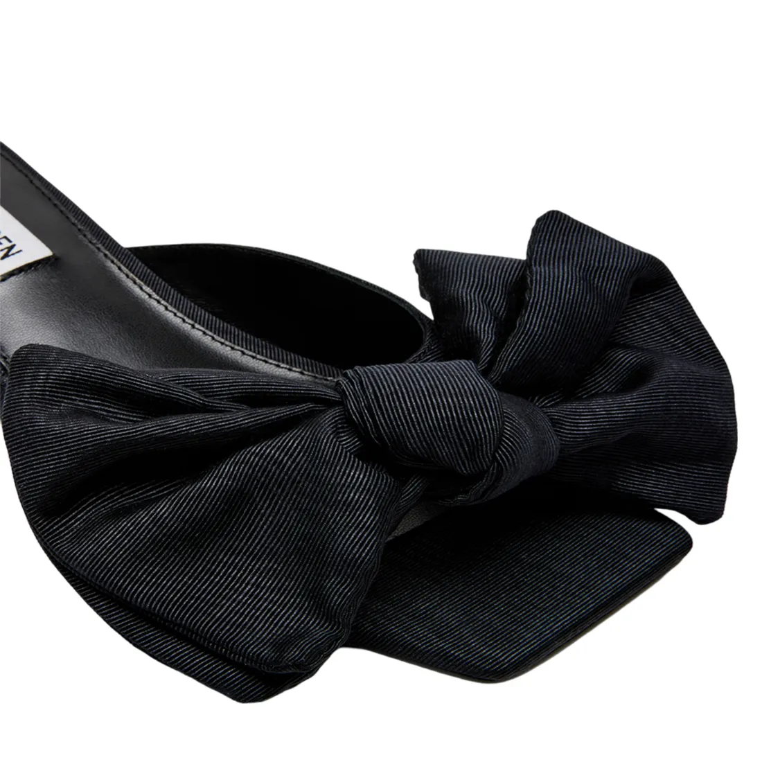 KIT BLACK