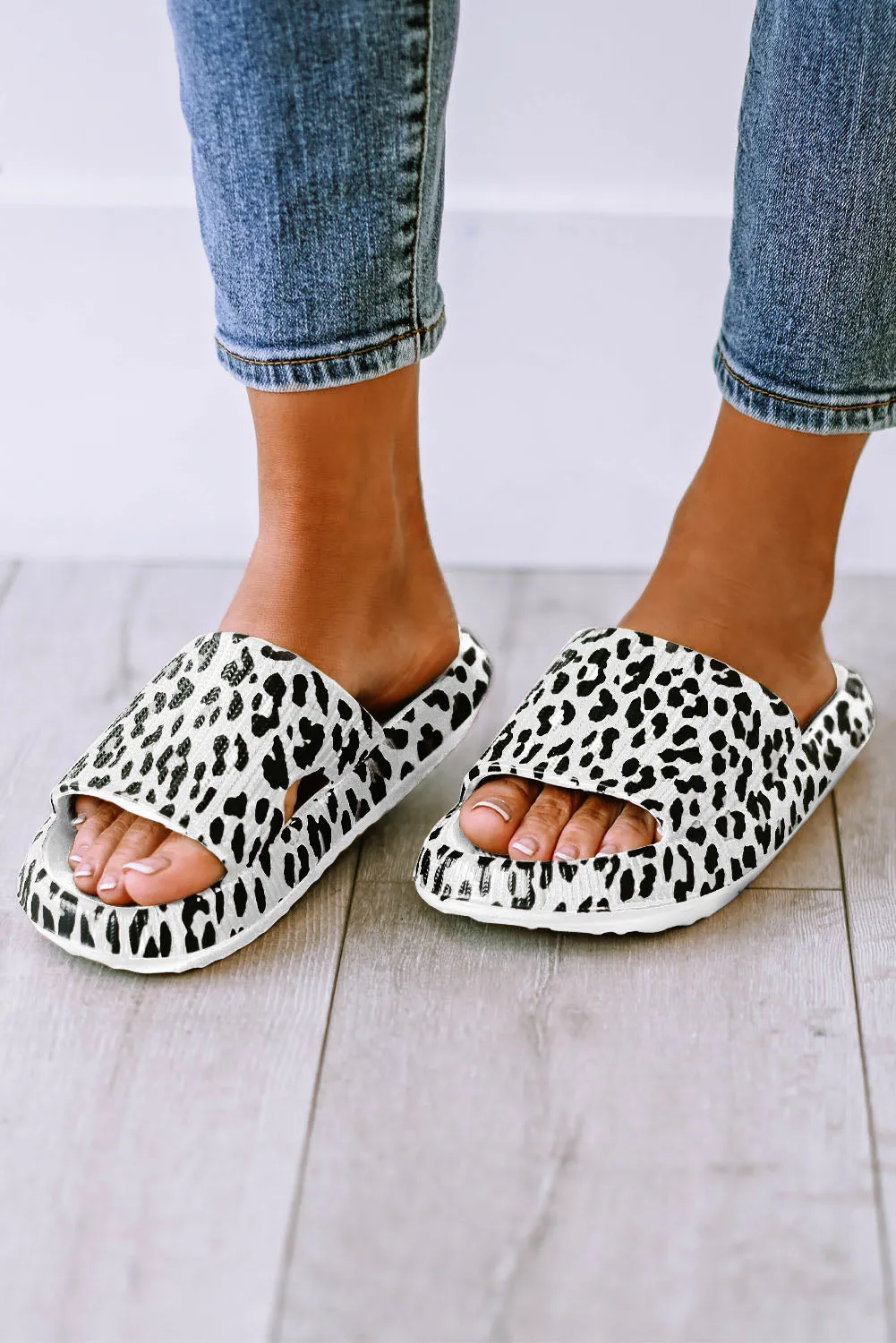 Leopard Print Thick Sole Slip On Slippers Thicken Sole Cloud Cushion Slides