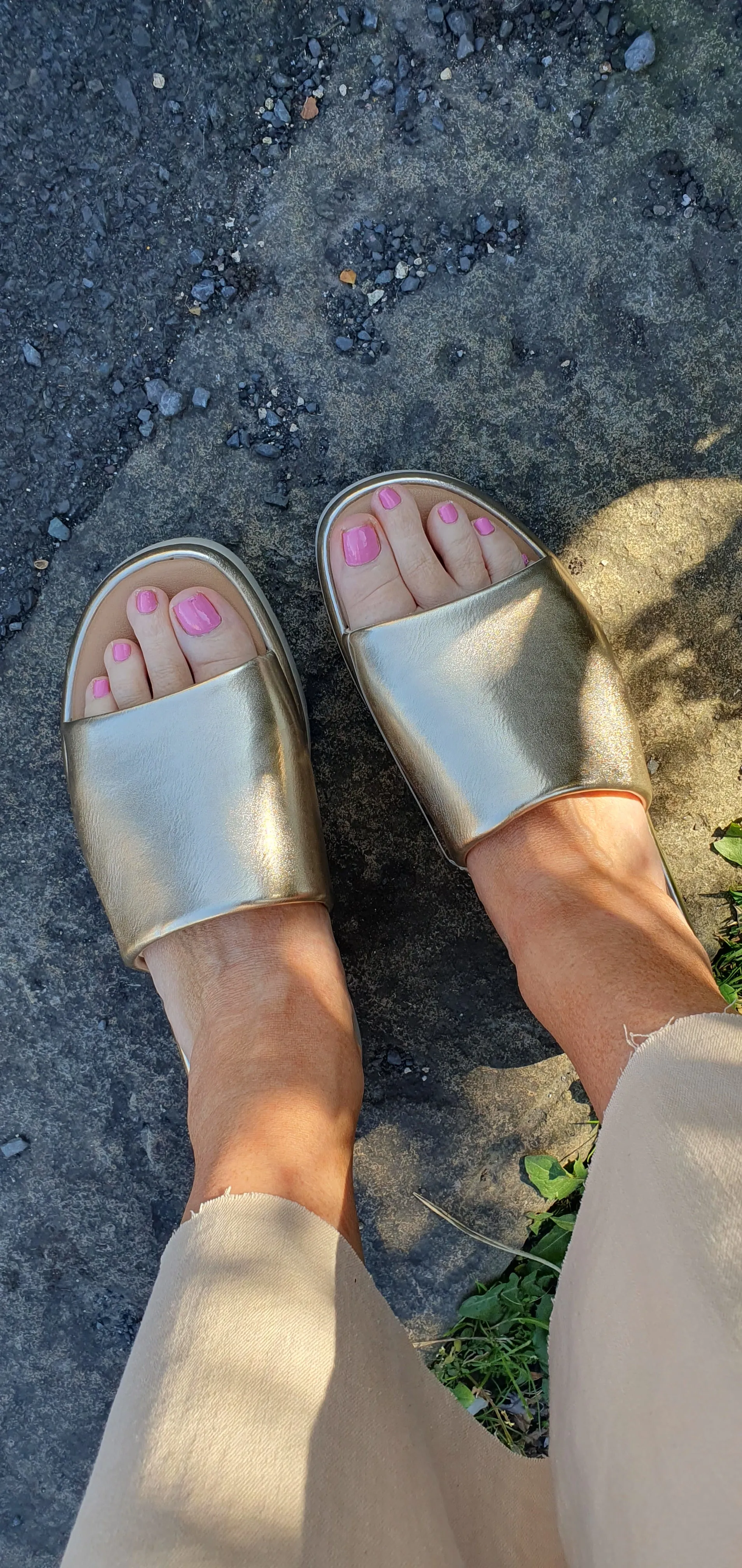 Maya Mule Slider - Gold