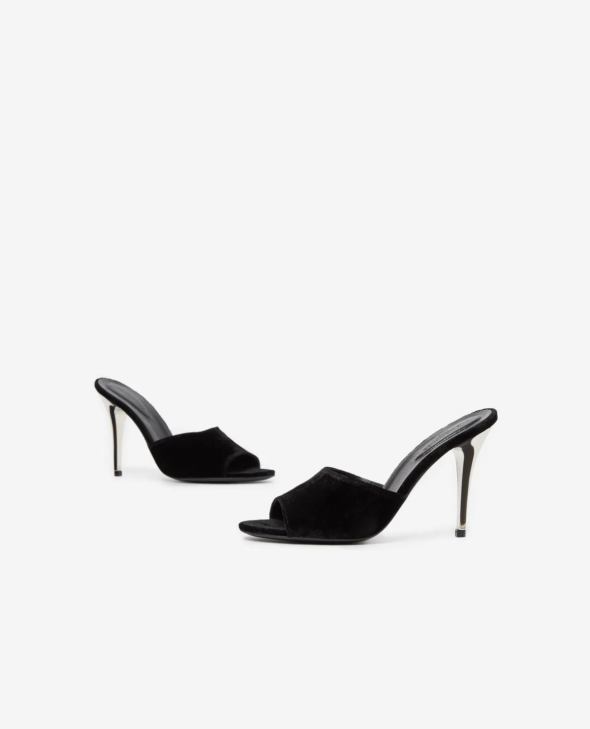 Mules ouvertes en velours à talon métalliques