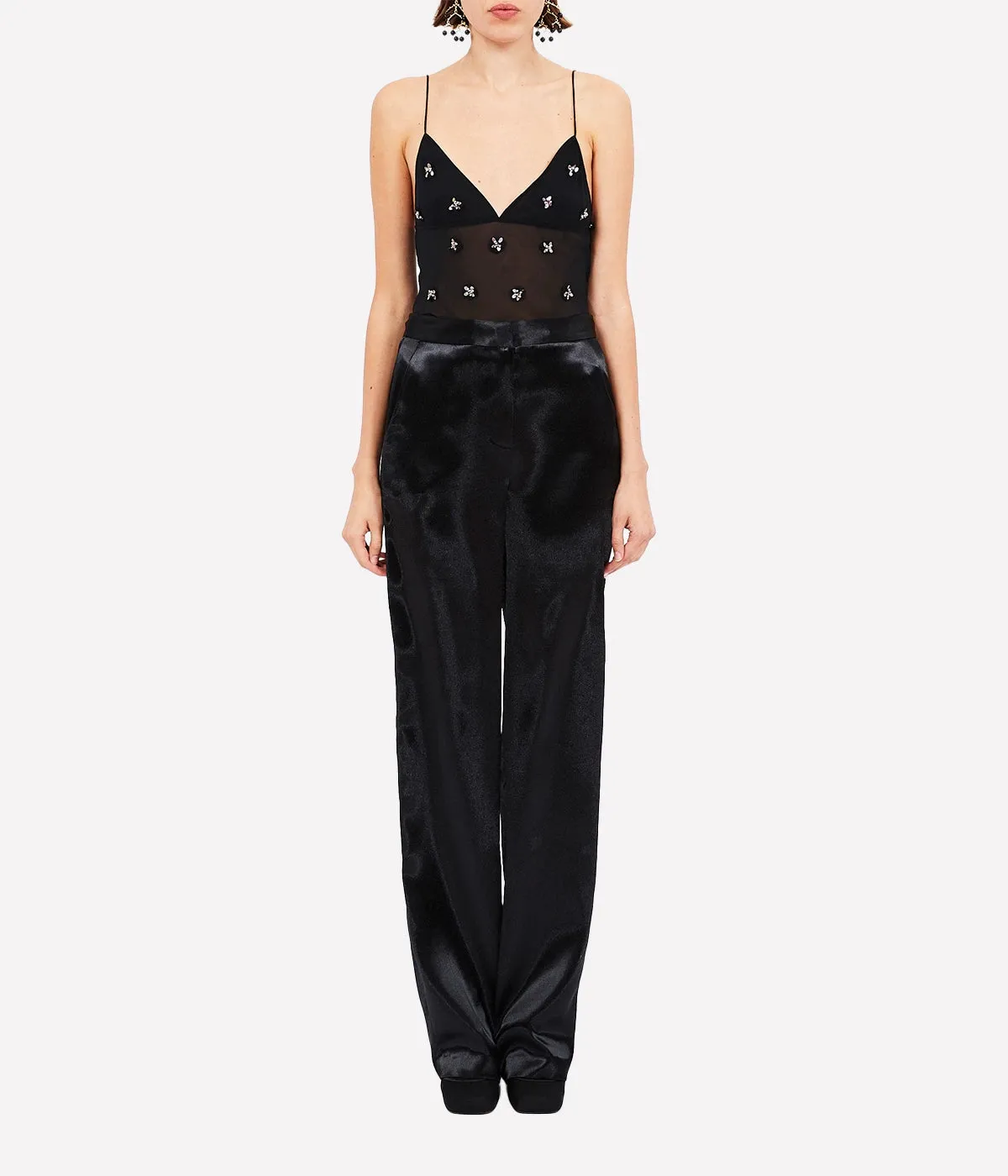 Ollie Pant in Noir