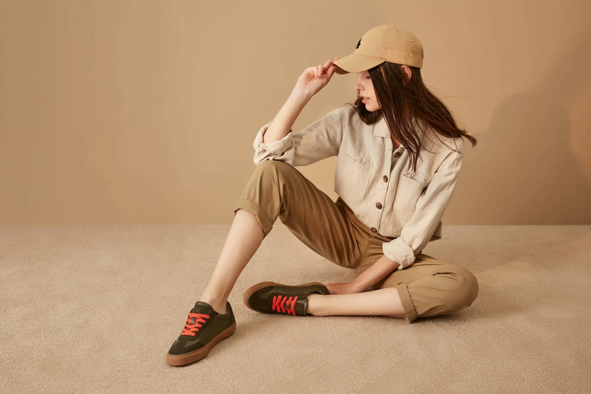 ROCKFISH  Green / Gum 901 DWR Orange lace detail womens trainers