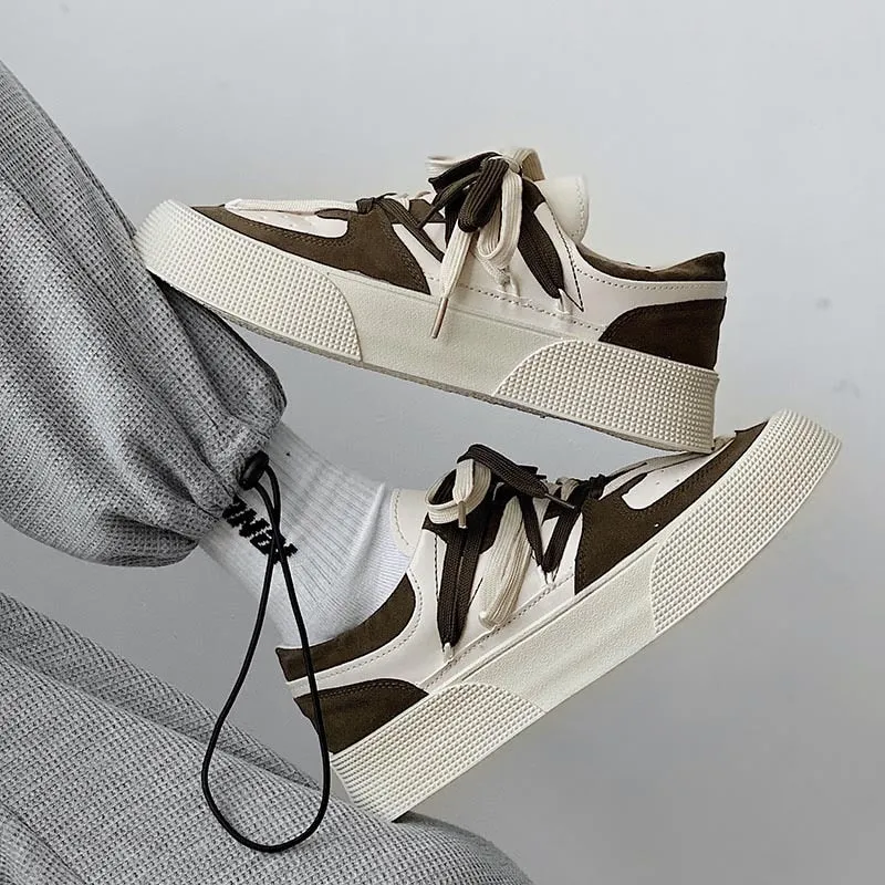 Summer New Trendy Style Cool Geometric Design Sneakers for Men Sporty Skate Boarding Shoes for Men Street Fashion