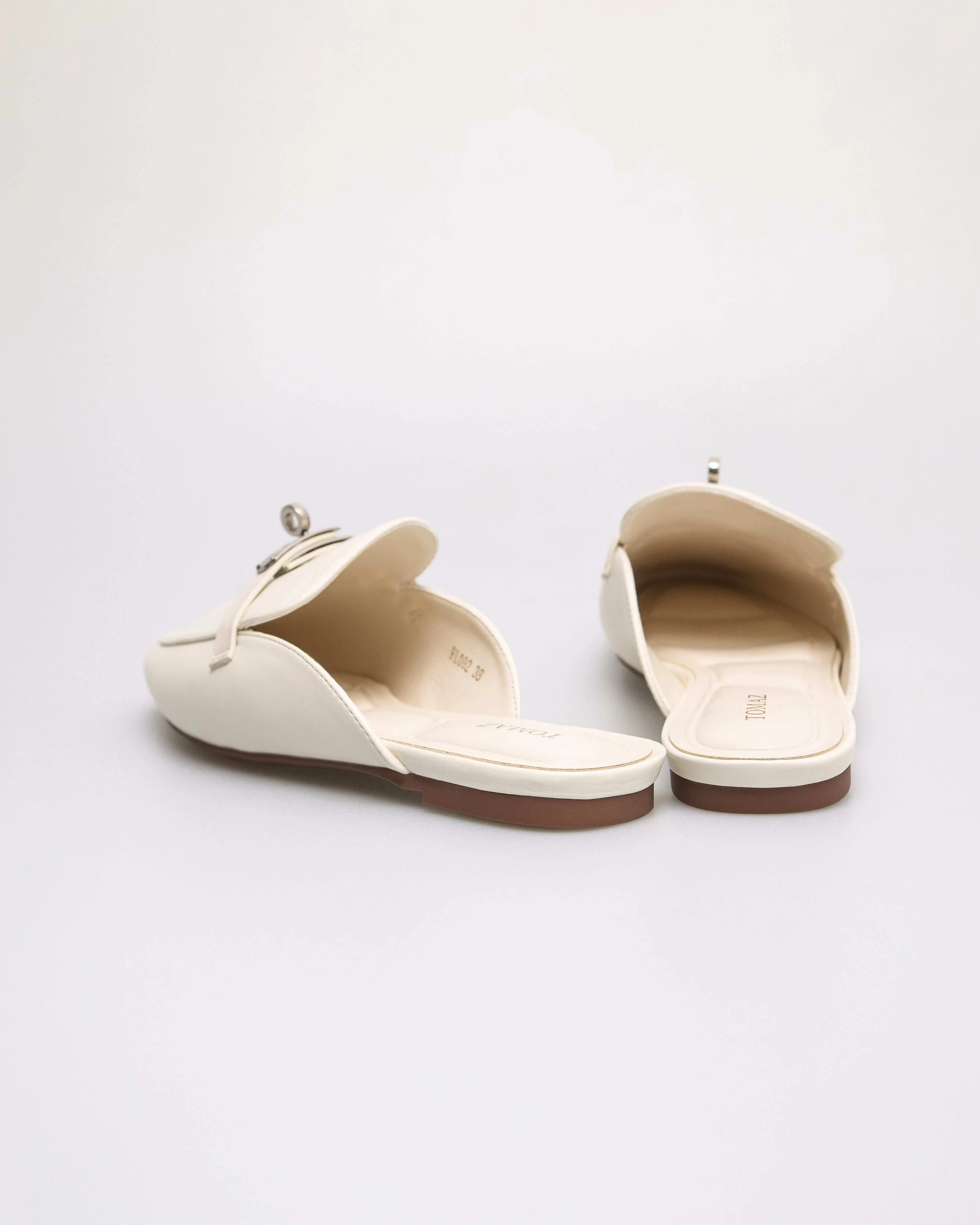 Tomaz FL092 Ladies Vault Charm Mules