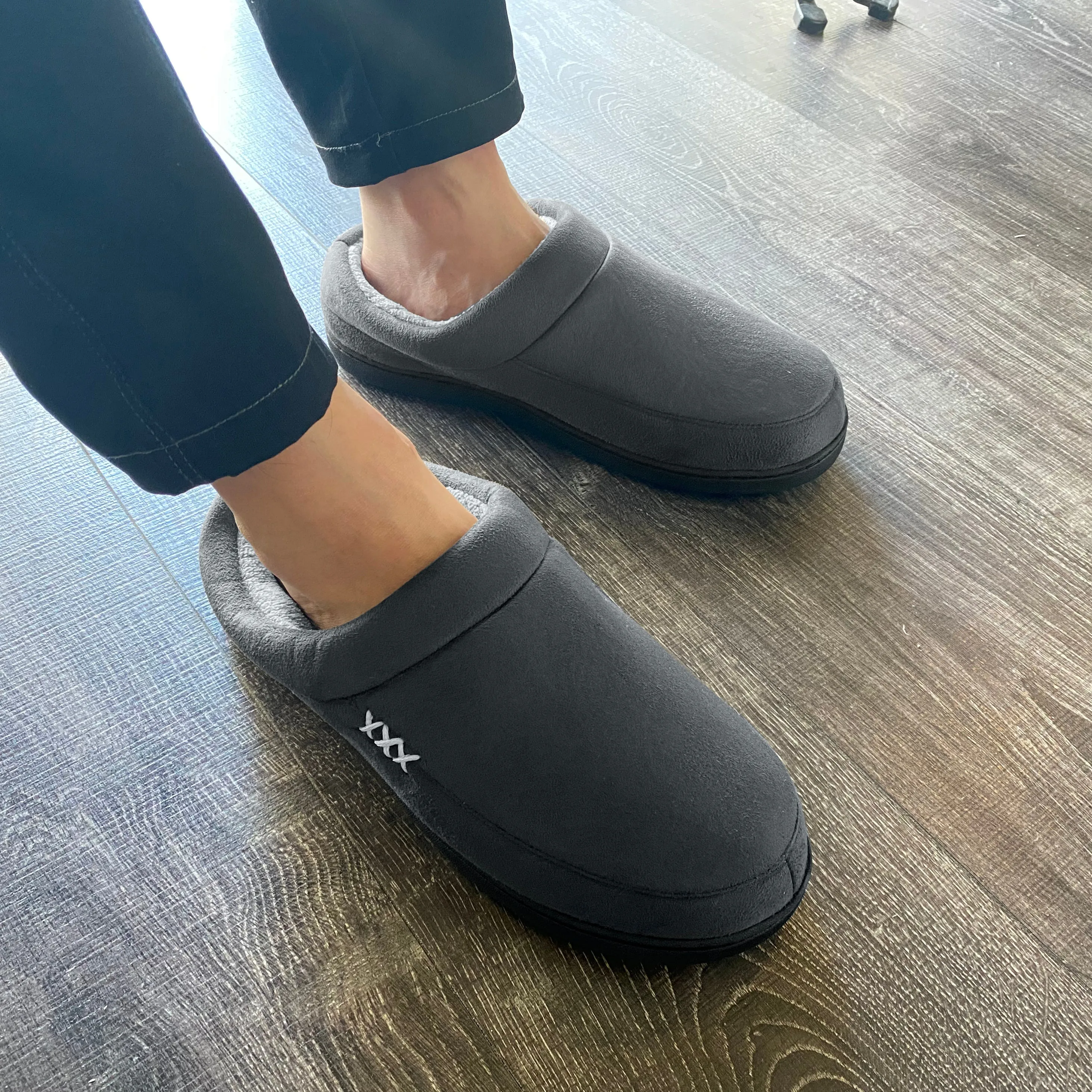 VONMAY Men's Slippers Fuzzy House Shoes Memory Foam Slip On Clog Plush Wool Fleece Garden Shoes