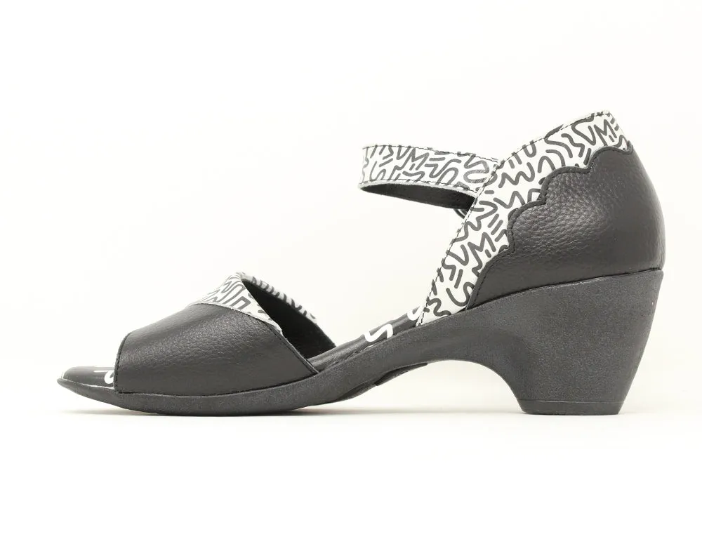 Womens Cushioned D'Angelo Scratch Black Heeled Shoes